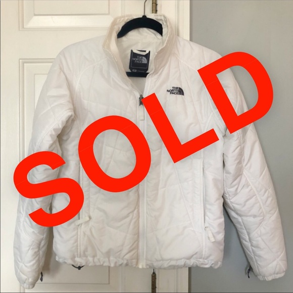 The North Face Jackets & Blazers - Small white North Face jacket ❄️
